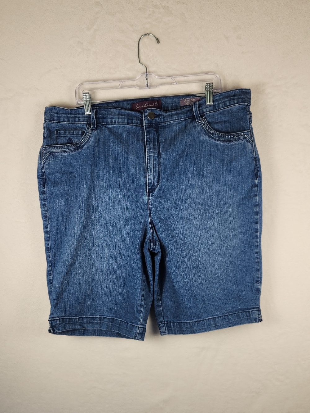 Gloria Vanderbilt Mid Wash Denim Amanda Stud Bermuda Shorts - Blue Size 20W